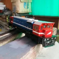 Miniatur kereta lokomotif cc 205, kereta model dan kereta api miniatur