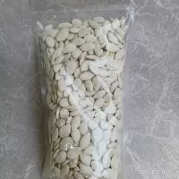 Kacang Kuaci Putih/Pumpkin Seed ( 250 Gram )