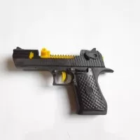 Mainan pistol petasan korek api / pistol korek