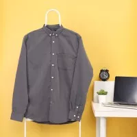 Button Down shirt / Kemeja Polos Pria lengan Panjang abu abu