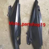 Body belakang VARIO 125 led 2015-2017,abu abu