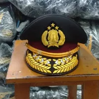 Topi Pet polisi (pati)