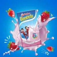 Boneeto Strawberry Susu UHT 115ml