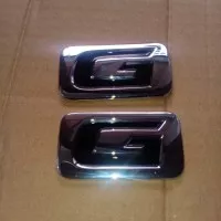 emblem tipe g toyota fortuner innova alphart